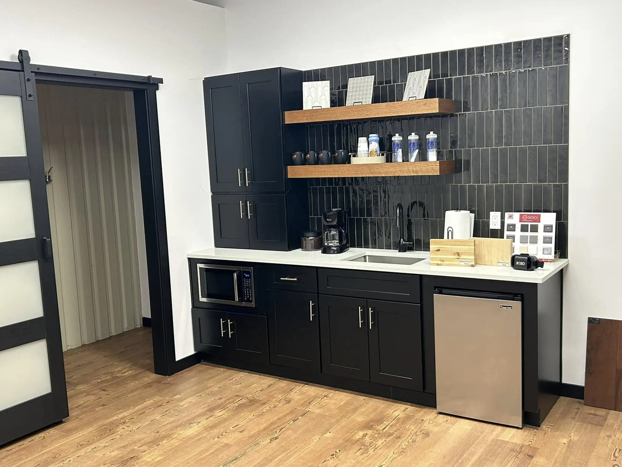 H&B Construction Commercial project photo 79